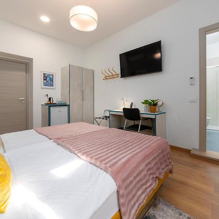Polesana Rooms Pula Luaran gambar