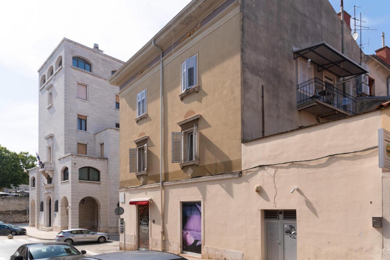 Polesana Rooms Pula Luaran gambar