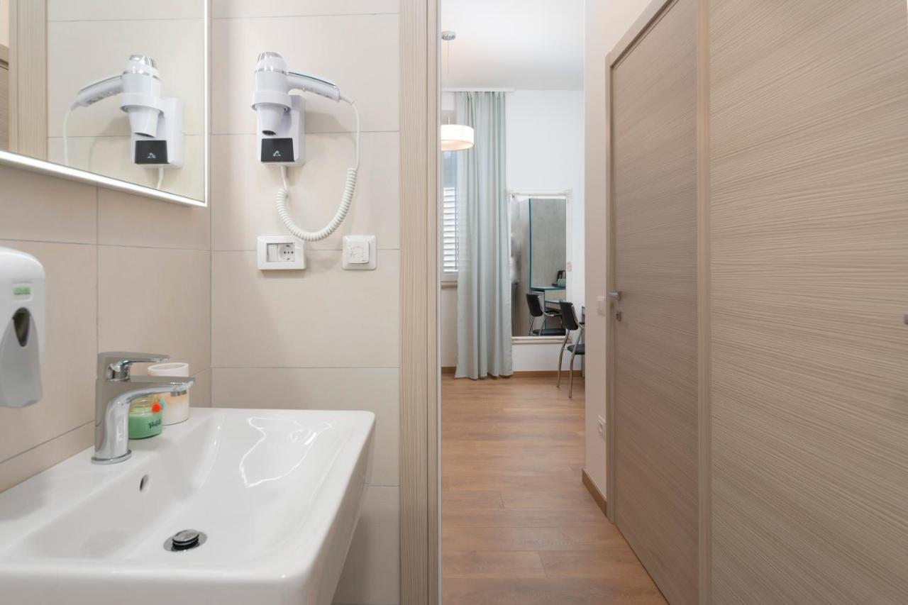 Polesana Rooms Pula Luaran gambar